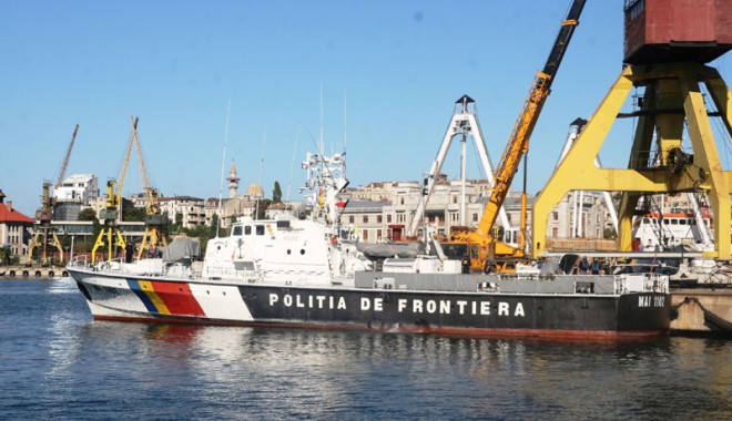 Pe ce dă Garda de Coastă peste două milioane de lei - navamai1102-1338140695.jpg