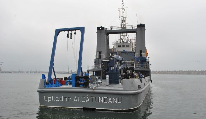 Nava Militară 