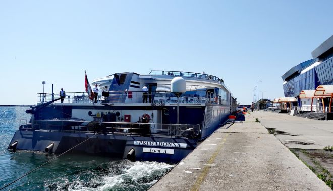 Nava „Primadonna” a adus 110 turiști în portul Constanța - navaprimadonnaaadus110turisti-1655479081.jpg