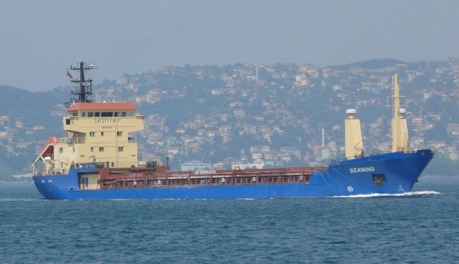 Un cargou bulgăresc cu 13 marinari la bord s-a scufundat - navaseawind-1341298816.jpg