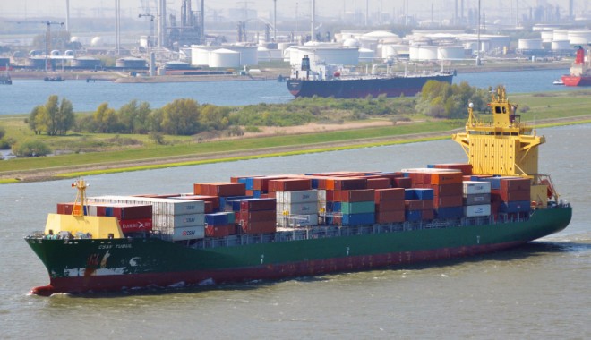 Portul ucrainean Ilyichevsk a operat un portcontainer de 8.006 TEU - navatubul-1320775530.jpg