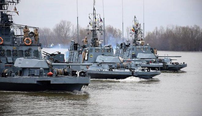 Câteva sute de militari de la flotila fluvială se instruiesc pe Dunăre - navefluvialeinexercitiudunare465-1559649767.jpg