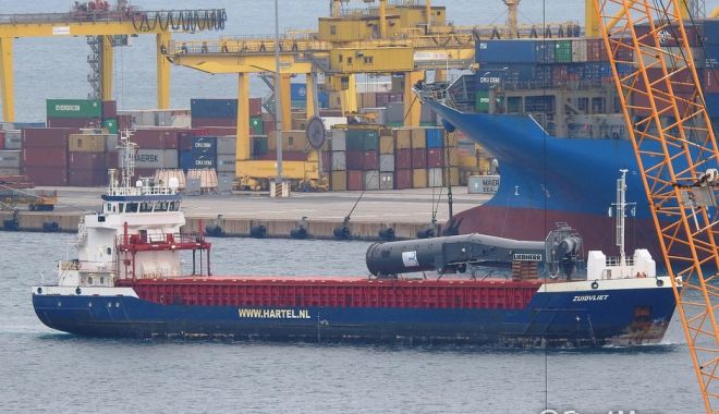 Navele care se îndreaptă spre Ucraina sunt hărțuite de Rusia - navelecareseindreaptaspreucraina-1532613376.jpg
