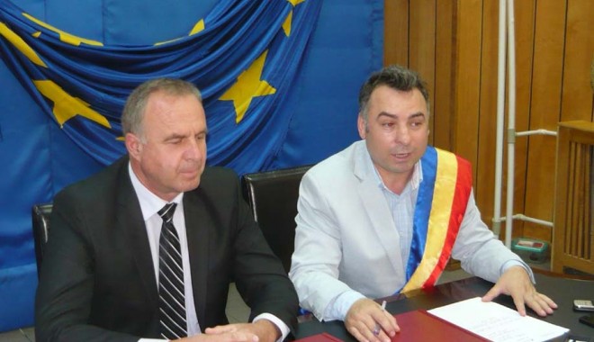 Năvodariul s-a înfrățit cu orașul Krusevo, din Macedonia - navodari-1370618318.jpg