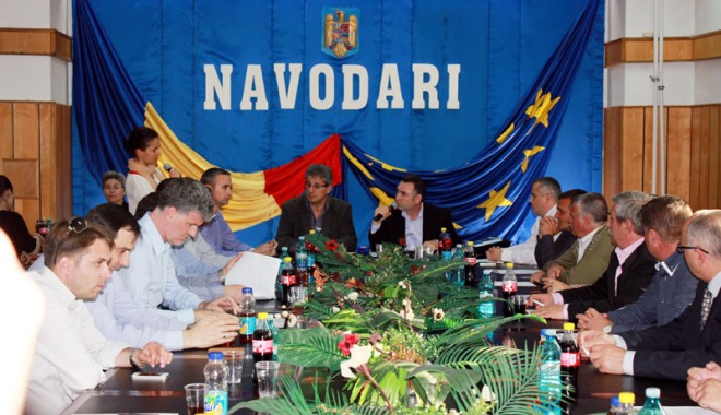 Primăria Năvodari, prezentă în Bulgaria pentru implementarea unui proiect european - navodari-1384870926.jpg