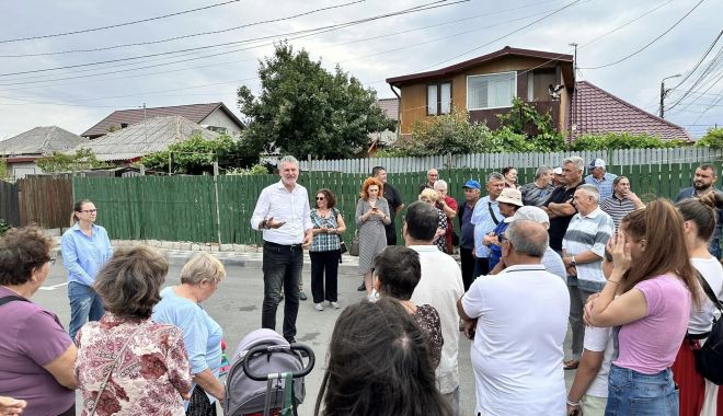 Florin Chelaru, întâlnire cu cetăţenii din Năvodari. „Am adus Primăria în mijlocul oamenilor” - navodari-probleme-1688125750.jpg