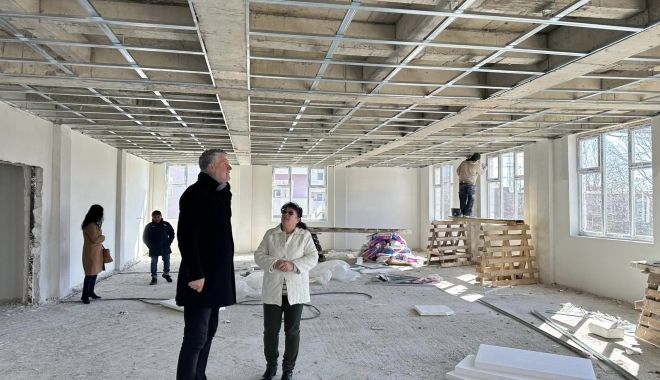 Florin Chelaru supraveghează atent lucrările la noua şcoală din Năvodari - navodari-scoala-1711463077.jpg