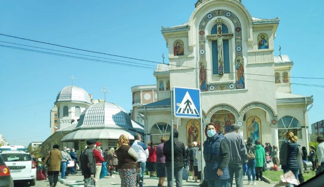 VIDEO / Constănțenii au redescoperit credința! Ce spune Biserica! - navodaribiserica24apr1-1587725430.jpg