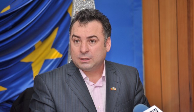STARE DE URGENȚĂ la Năvodari - navodarimateicolindatori3-1337666627.jpg