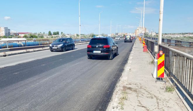 S-a început asfaltarea podului de la Năvodari. "Vă mulţumesc pentru susţinere!"