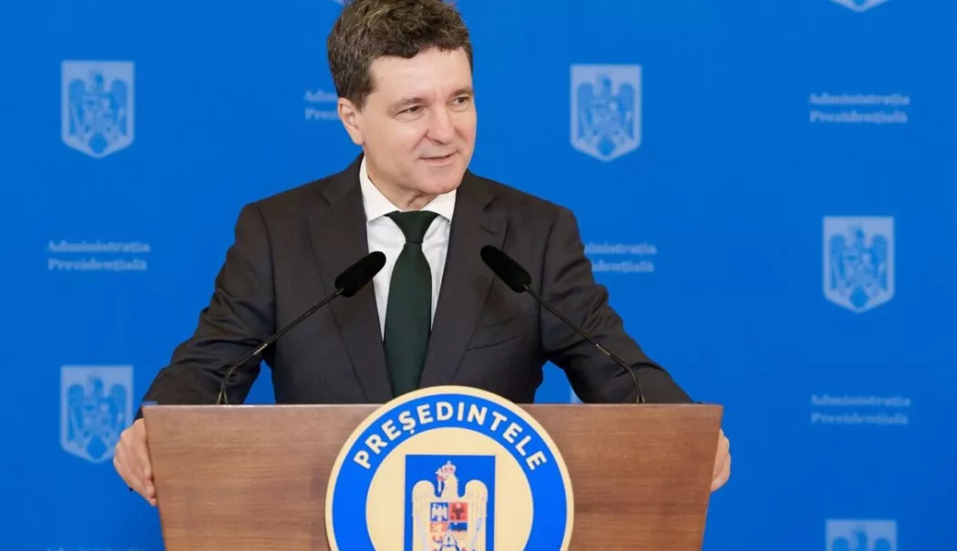 Preşedintele României cheamă luni partidele parlamentare la consultări