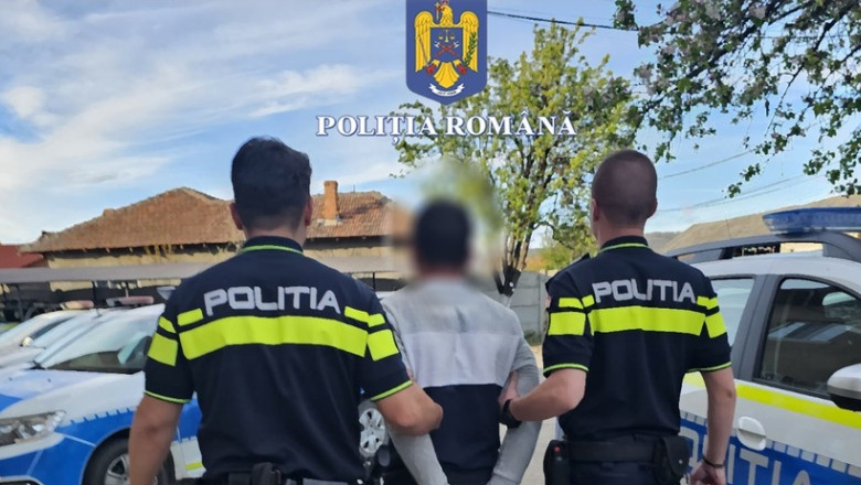 Șofer urmărit de polițiști pe străzile din Ovidiu. Ce avea de ascuns? - ndqwjmhhc2g9zjexmtaxmgq1ngjjmzm4-1747817260.jpg