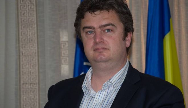Deputatul Ioan Cătălin Nechifor solicită premierului ca anul școlar 2020-2021 să înceapă la 1 octombrie - nechifor-1596550279.jpg