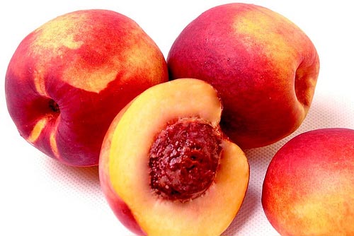 Piersicile și nectarinele redau copiilor pofta de mâncare - nectarine-1310132994.jpg
