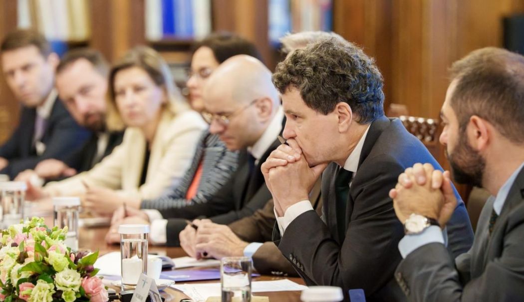 Ce măsuri fiscale au propus partidele la Cotroceni - negocieri-1749020787.jpg
