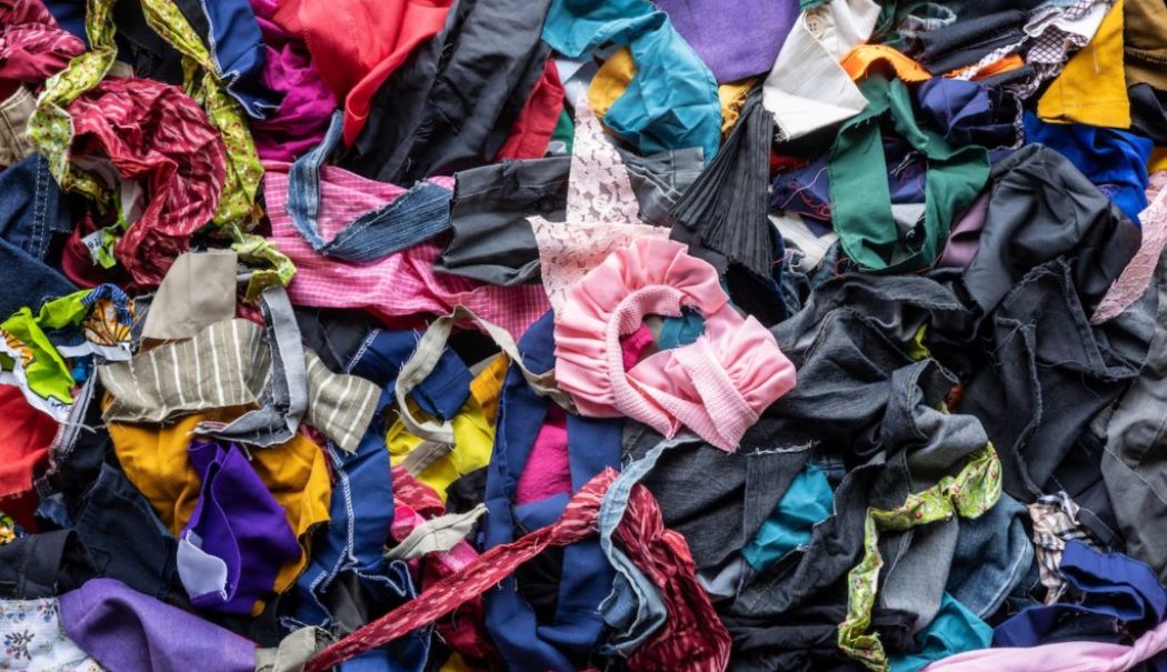 Primăria Negru Vodă demarează o acţiune de colectare a deşeurilor textile - negru-voda-colectare-1760266880.jpg