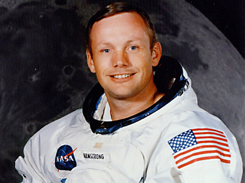 Neil Armstrong, primul om care  a pășit pe Lună, a murit la 82 de ani - neilarmstrong0825-1345991976.jpg