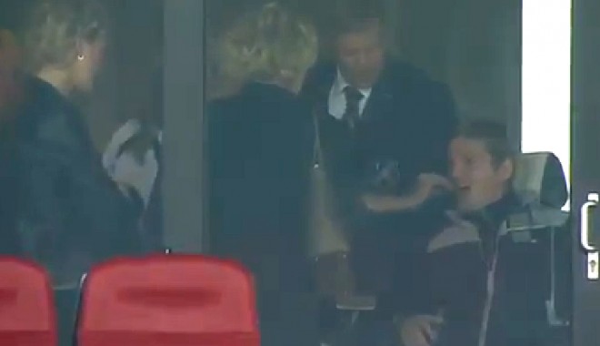 Video cutremurător / Neșu a revenit pe stadion în scaun cu rotile - nesu-1320595604.jpg