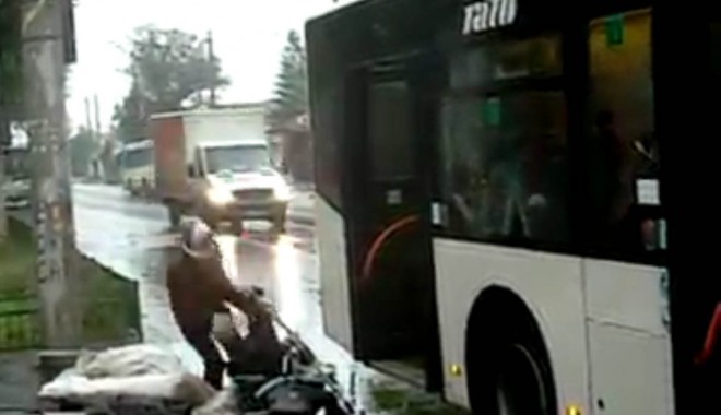 Vezi aici cum o româncă este subiect de amuzament pe internet! Iată ce a făcut / Video - net-1333807465.jpg