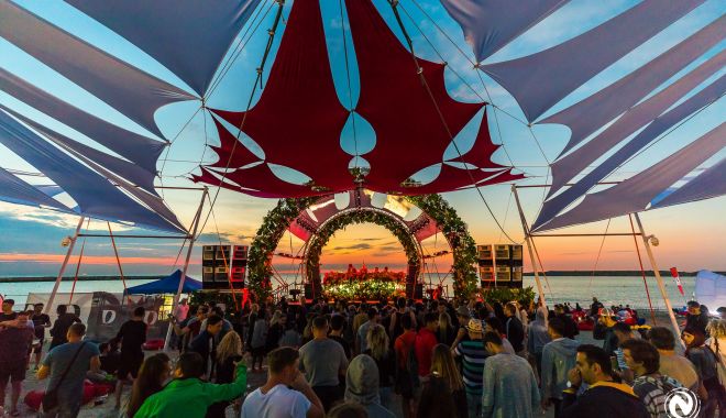 NEVERSEA 2018. Azi încep vânzările la biletele de o zi. Iată programul pentru fiecare zi de festival - neversea-1527588740.jpg