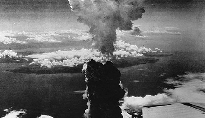 Nagasaki comemorează 67 de ani de la distrugerea orașului de bomba atomică americană - ng30-1344495793.jpg