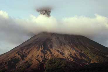 Alertă și evacuări în Nicaragua - nicaragua-1356610771.jpg