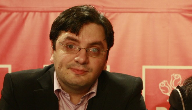 Bănicioiu: Echipe mixte ale Ministerului Sănătății și CNAS încep luni controalele în spitale - nicolaebanicioiu-1398873061.jpg