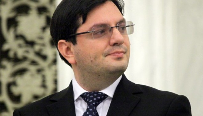 Bănicioiu, la Gala Medica: Sunt mândru că, în ciuda dificultăților, mulți medici își fac treaba foarte bine - nicolaebnicioiu-1403787369.jpg