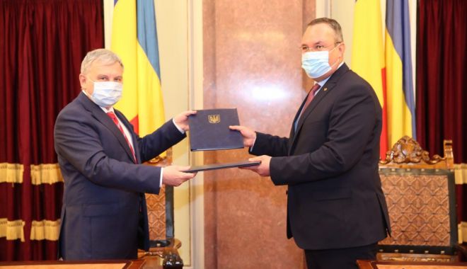 Securitatea regională, discutată la întrevederea Ministrului Apărării Naționale cu omologul ucrainean - nicolaeciucaandriitaran1000x600-1599308737.jpg