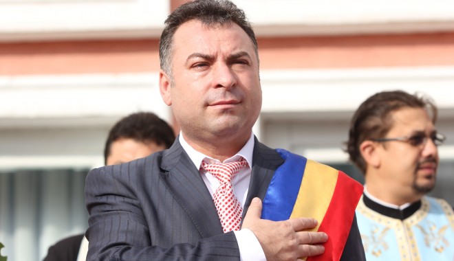 REACȚIE ÎN FORȚĂ / Primarul Matei refuză 