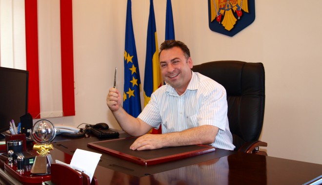 SCANDAL ÎN PSD CONSTANȚA / NICOLAE MATEI, ultimatum pentru Mazăre și Constantinescu - nicolaemateiprimarienavodari8-1335518371.jpg