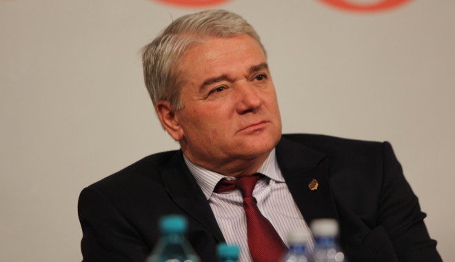 Primarii din Constanța se întâlnesc cu senatorii din Parlament, la Neptun - nicolaemoga2-1371475429.jpg