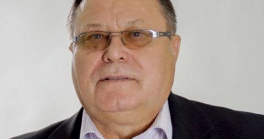 Nicolae Șandru, de la PP-DD, a stat  de vorbă cu locuitorii Colegiului 6 - nicolaesandru21354608293-1354658167.jpg
