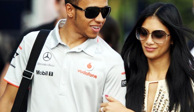 Nicole Scherzinger și Lewis Hamilton s-au despărțit după patru ani de relație! - nicole-1319207280.jpg