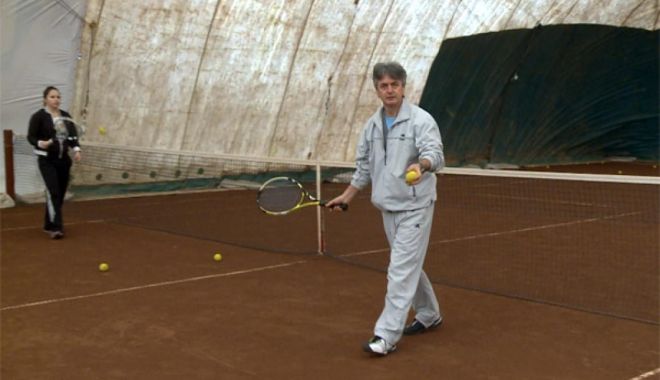 DOLIU ÎN SPORT. A MURIT primul antrenor al Simonei Halep - nicusor-1576921781.jpg