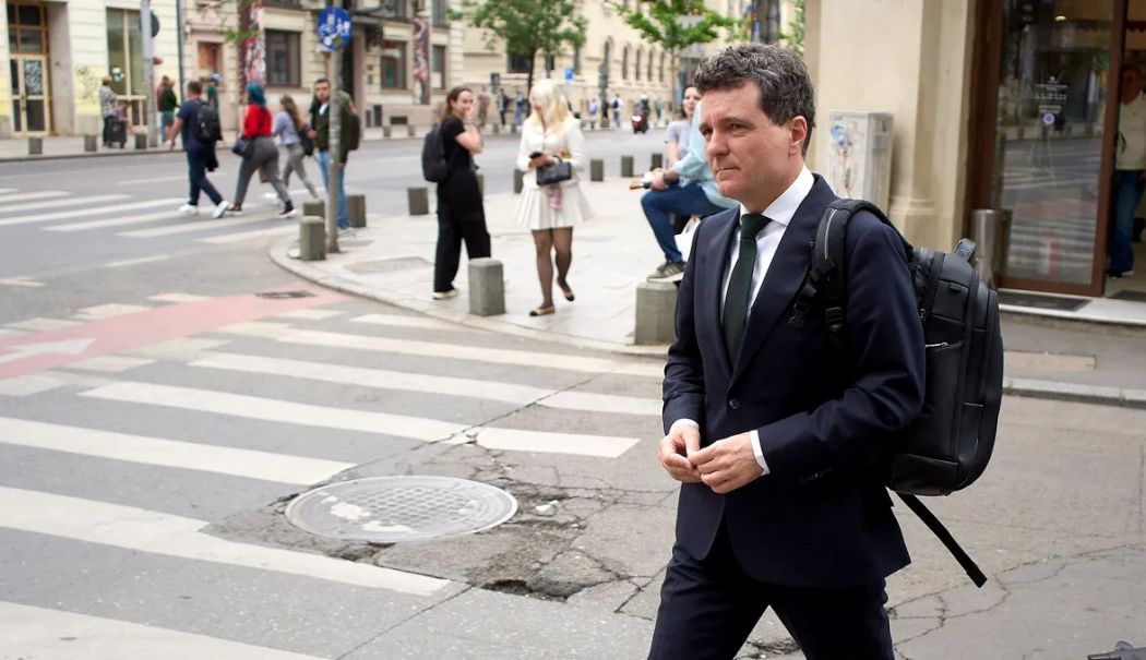 Nicuşor Dan merge duminică în Polonia, ca să-l sprijine pe primarul Varşoviei la prezidenţiale