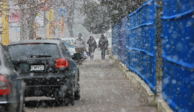 NINGE LA CONSTANȚA! Maxima termică de astăzi este de doar 1 grad - ninsoarefulgidezapada8-1480583207.jpg