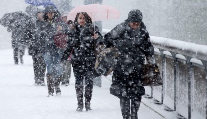 ANM a emis o nouă informare de polei și ninsori. Zonele în care vântul va atinge 65 km/h - ninsoarezapada954082001505998384-1607416736.jpg