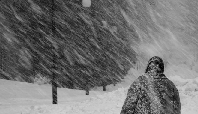 Atenționare meteo COD GALBEN de NINSORI VISCOLITE și vânt puternic pentru opt județe - ninsori1-1516617366.jpg