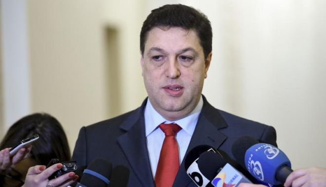 Șerban Nicolae: Așa cum dvs vă țineți bijuteriile acasă, nu la vecini, România își permite să țină rezerva de aur în propriul teritoriu - nmi1nmyxowy1zwzimmywmdiynmiwmznm-1551357003.jpg
