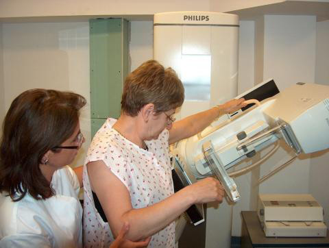 Cum deosebim cancerul de sân de un banal nodul - nodulisan-1315327483.jpg
