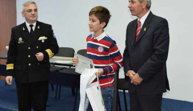 Elevi premiați la concursul de matematică 