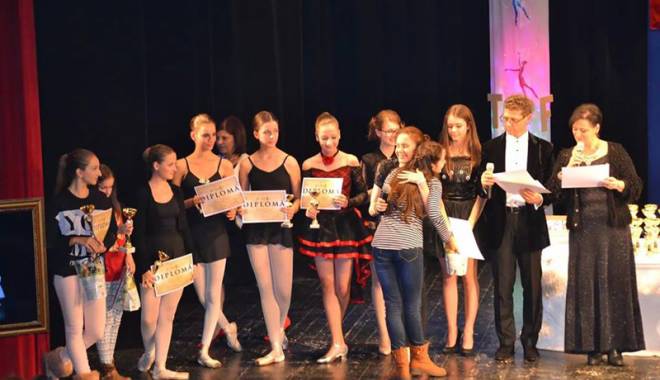 Noi rezultate de excepție  la Colegiul de Arte - noirezultate-1415289902.jpg