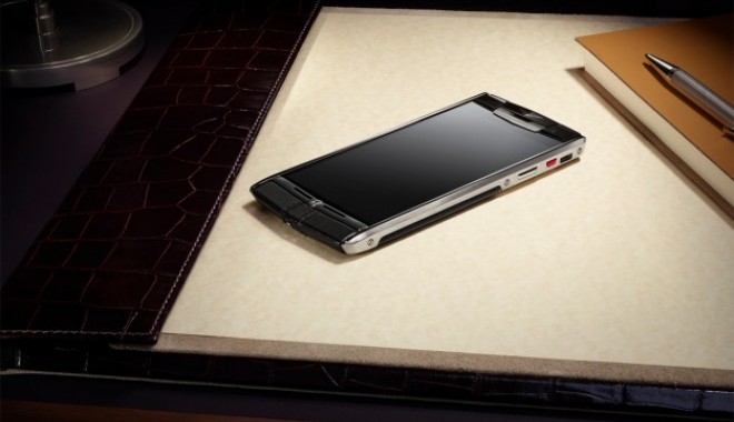 Vertu și Bentley, parteneri pentru telefoanele milionarilor - nonbentleyvertuphone626x382-1404801564.jpg
