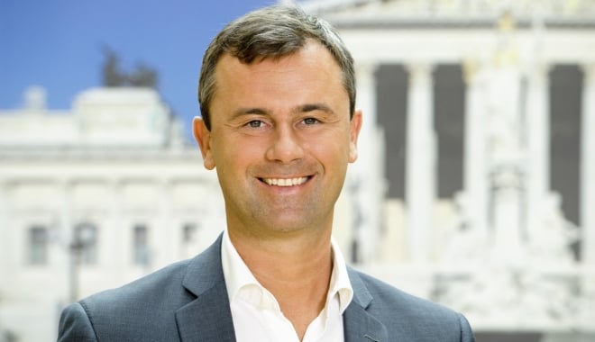 Candidatul extremei drepte, câștigătorul primului tur al alegerilor prezidențiale din Austria - norberthofer-1461515342.jpg
