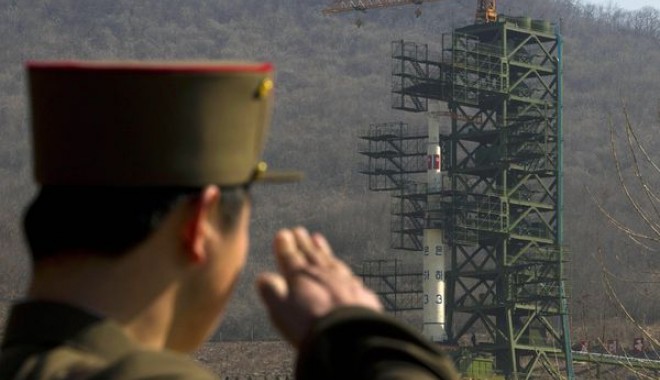 Coreea de Nord amenință că lovește bazele americane din Japonia și Insulele Guam - northkorea-1363853590.jpg