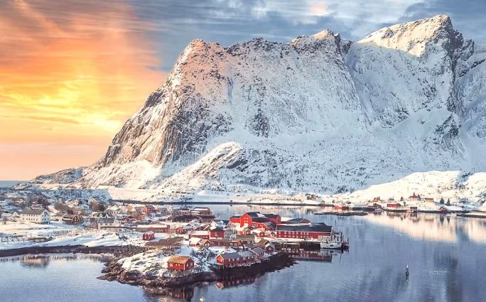 Norvegia avertizează în legătură cu intensificarea spionajului rusesc în Arctica