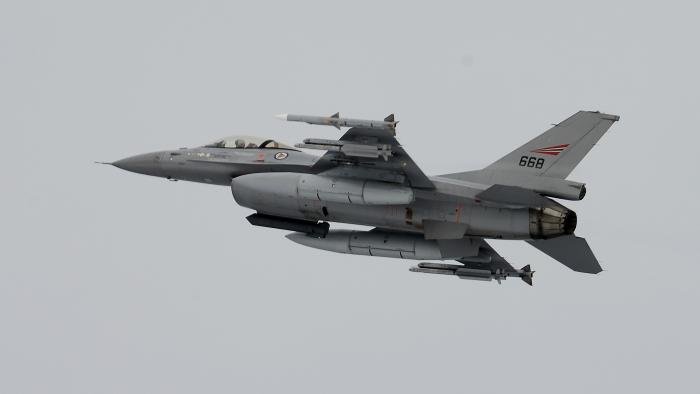 Trei aeronave F-16 au intrat în dotarea Bazei 57 Aeriene, de la Mihail Kogălniceanu - norwayf16-1756458140.jpg