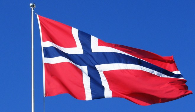 Atac terorist în Norvegia! - norwayflag6-1406202176.jpg