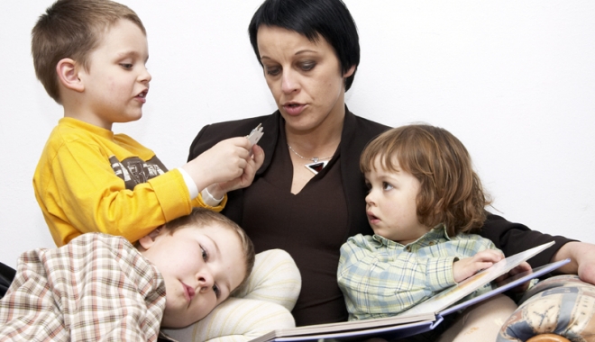 Ce trebuie să facă părinții care muncesc peste hotare - notificaricopii-1493137739.jpg